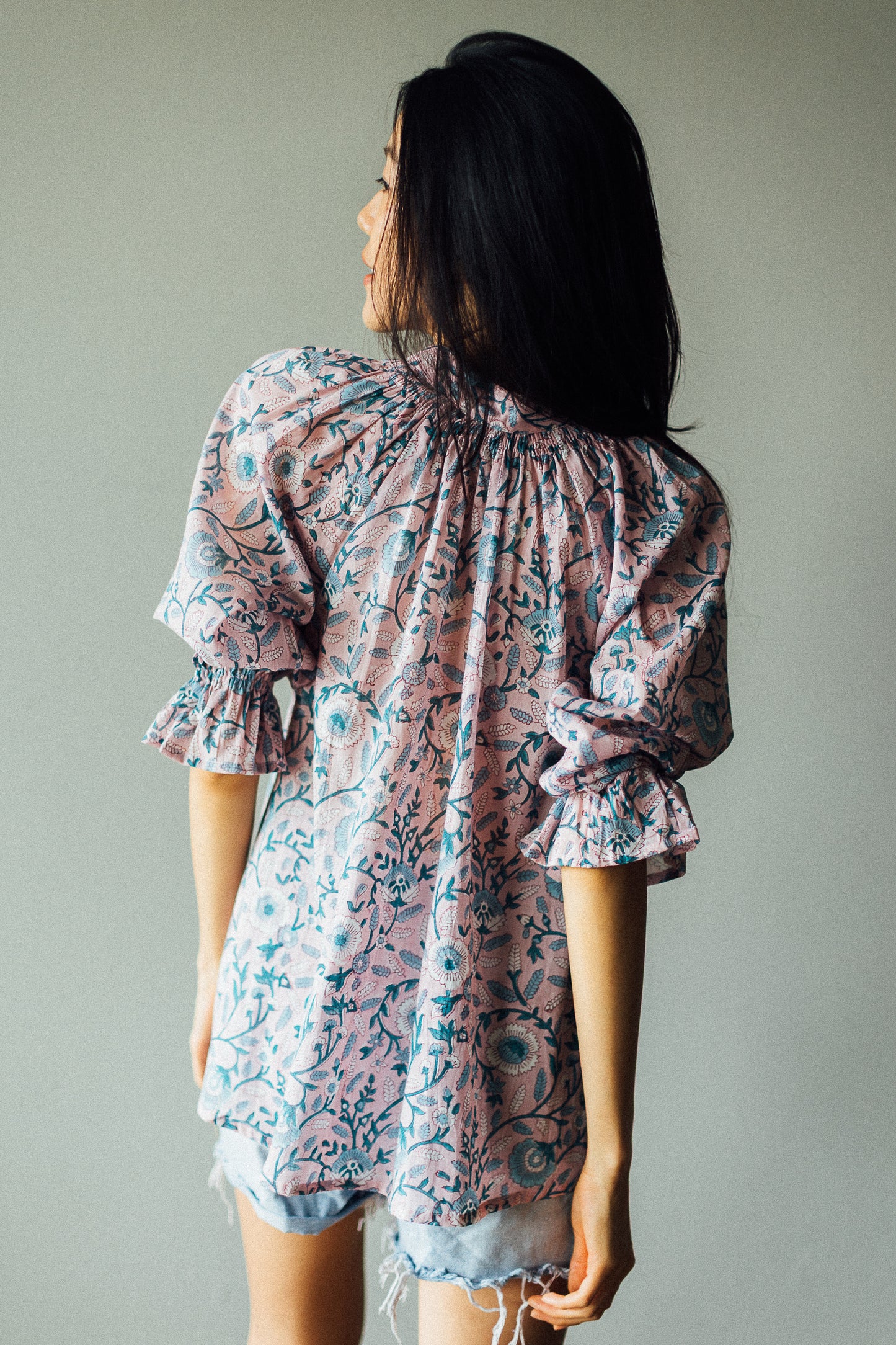 Ruffled sleeves. Puff Sleeves