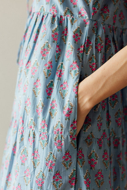 maxi dress with pockets