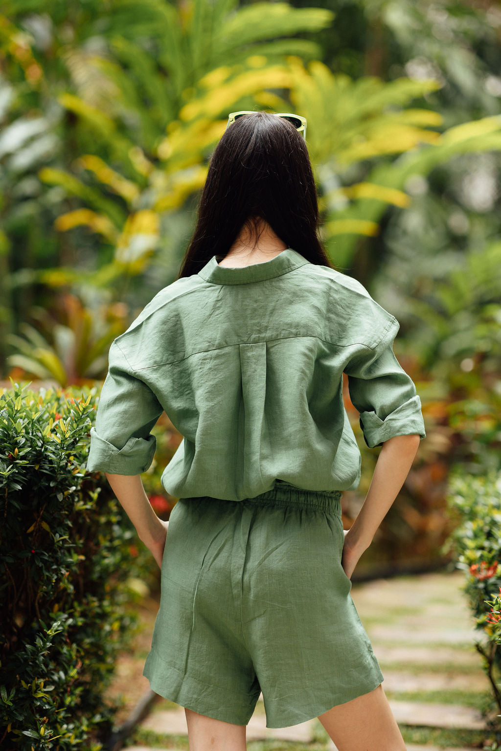 Sage green linen shorts women Singapore casual breathable shorts with pockets elastic waist